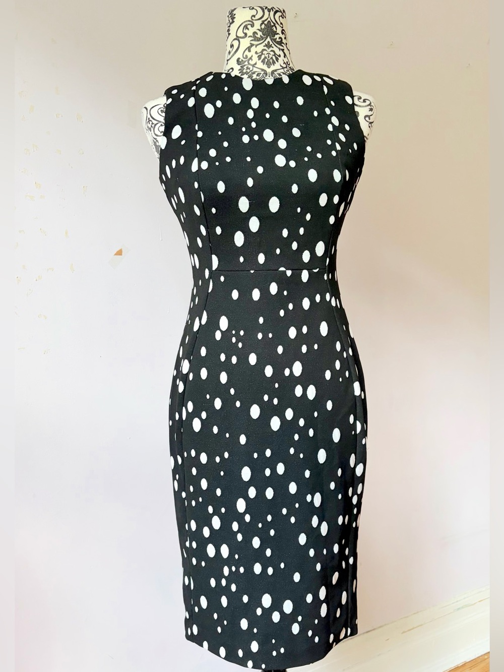 Calvin Klein Polka Dot Scuba Crepe Sheath Dress Black & White Size 4